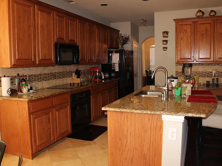11703 Stephenville Dr — Photo 5