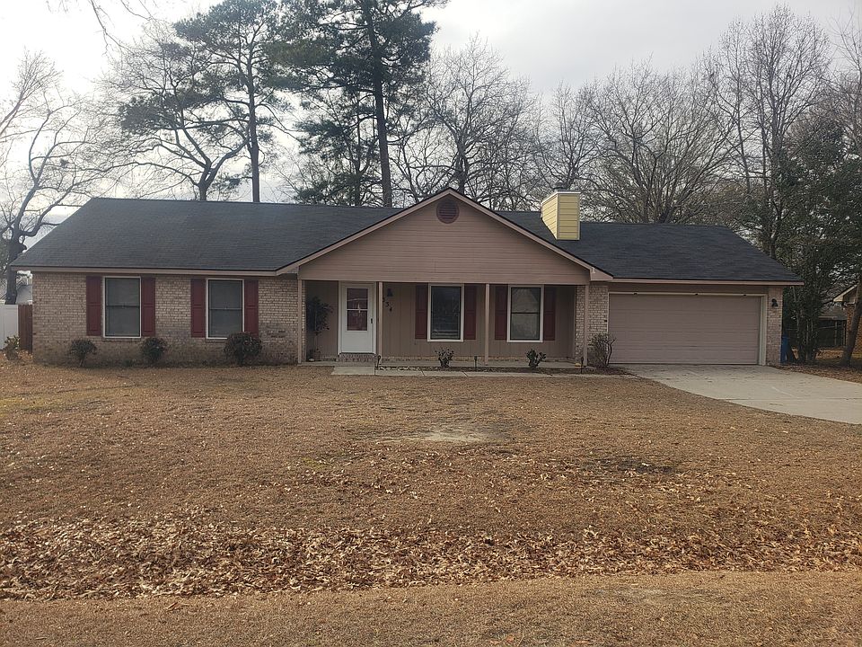 1st image of 334 Woodberry Cir