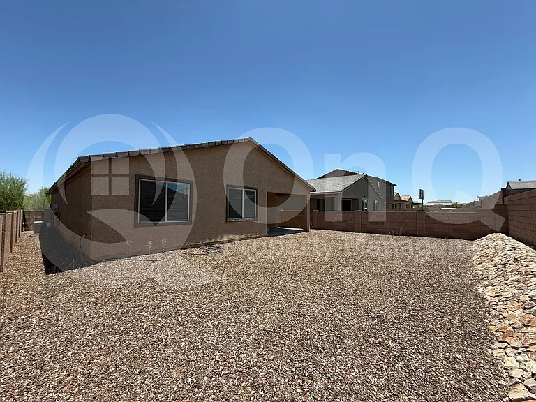 6704 E Caminito La Piscina — Photo 33