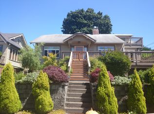 2568 28th Ave W, Seattle, WA 98199