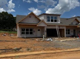 7331 Whispering Pines Ln, Powell, TN 37849