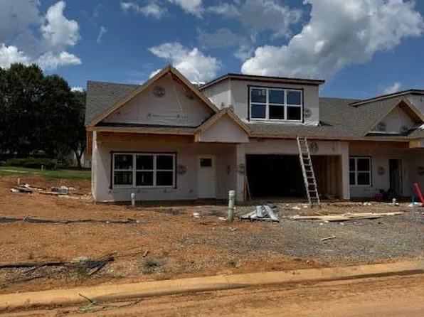 7331 Whispering Pines Ln, Powell, TN 37849