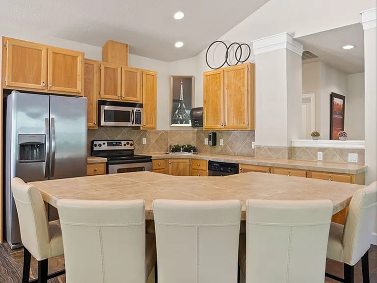 Clubhouse Kitchen