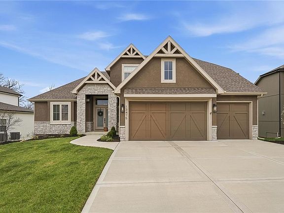 2nd image of 13475 Terrace Park Dr