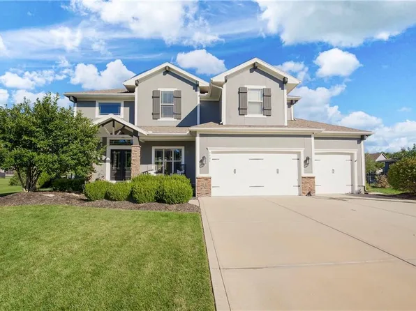 2904 W 147th St, Leawood, KS 66224