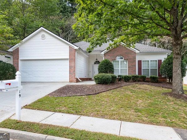 19 Harpers Farm Dr, Newnan, GA 30263