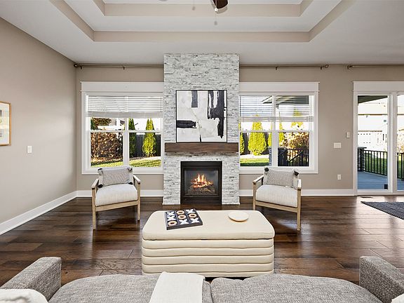 2nd image of 6141 Aspen Dr