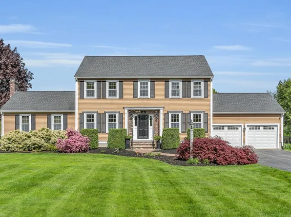 58 Chamberlain Rd, Westford, MA 01886