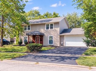 950 Purdue Ln, Matteson, IL 60443