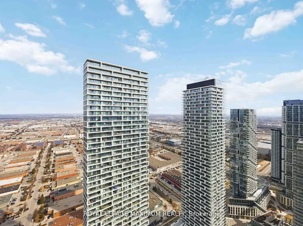 5 Buttermill Ave #5512, Vaughan, ON L4K 4Z4