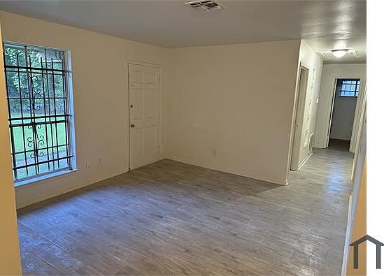 2nd image of 6806 Hanley Ln