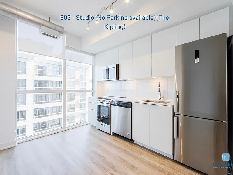5249 Dundas St W — Photo 18