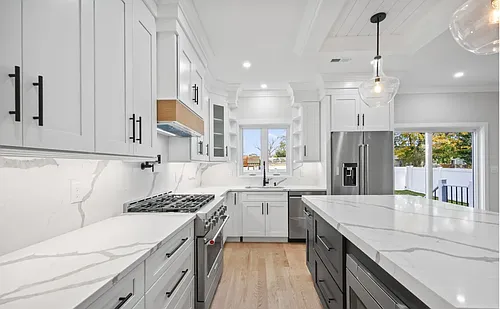 211 Rockwell Ave Photo 1