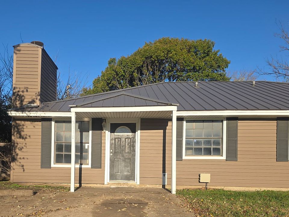 1st image of 3110 Versaille Dr