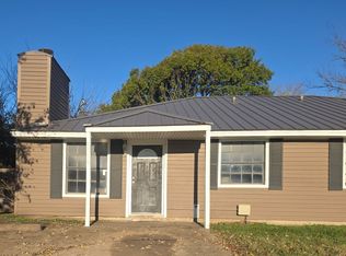 3110 Versaille Dr, Sherman, TX 75090