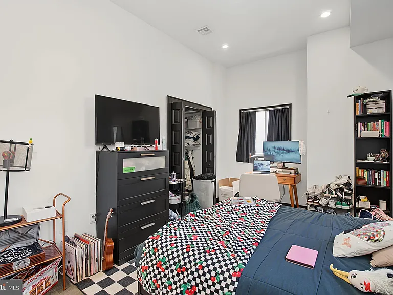 519 N 38th St #2 — Photo 13
