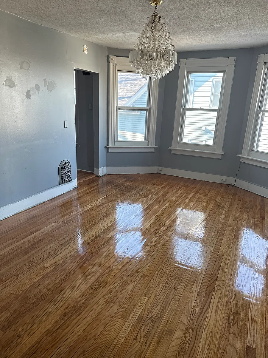 Building Photo - 171 Liberty St #2