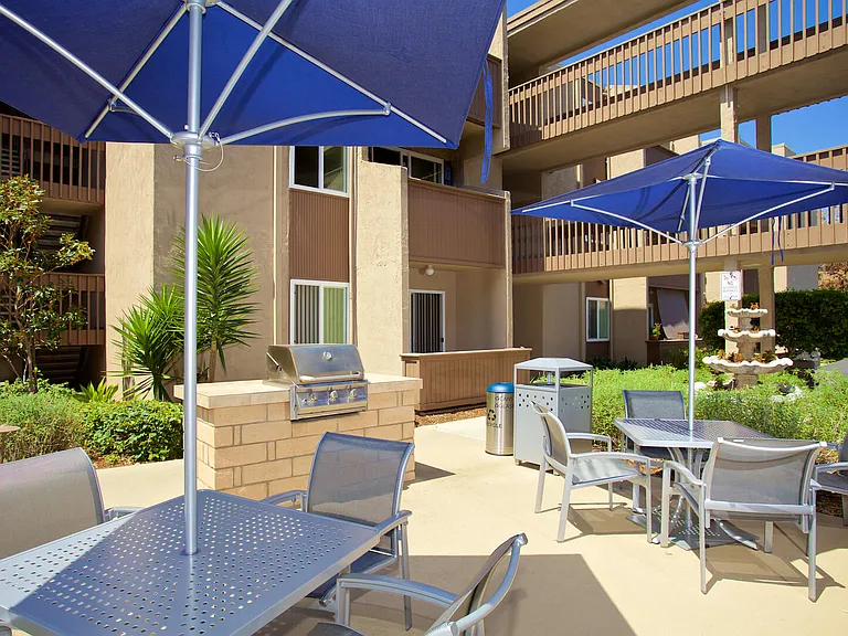 Pacific Bay Club Apartments — Photo 6