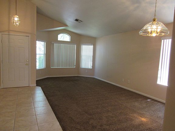 3rd image of 1741 Mexican Poppy St