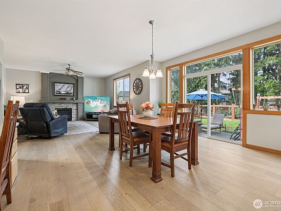 3rd image of 20531 193rd Avenue Ct E