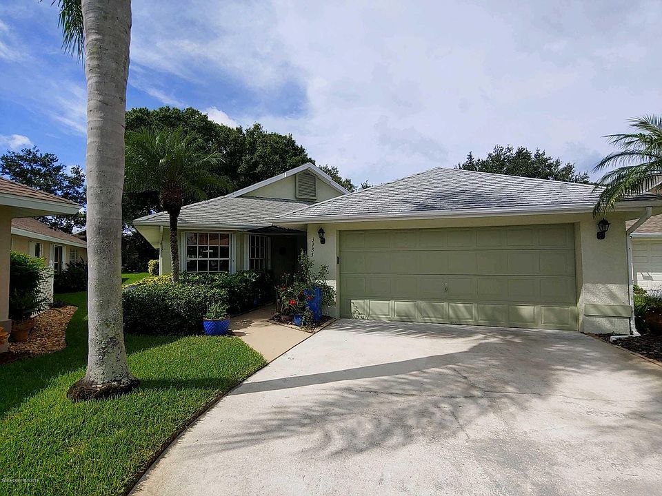 1st image of 3933 Saint Armens Cir