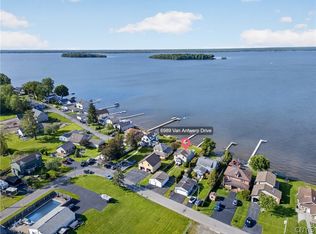 6989 Van Antwerp Dr, Cicero, NY 13039