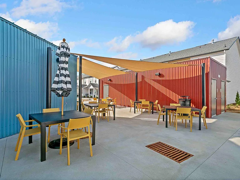 The Refinery at Sugar Hill Apartments and Townhomes — Photo 31