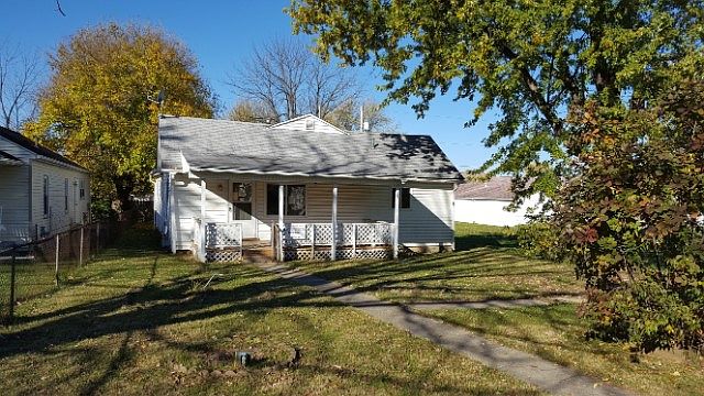 1st image of 1817 Montgomery Ave