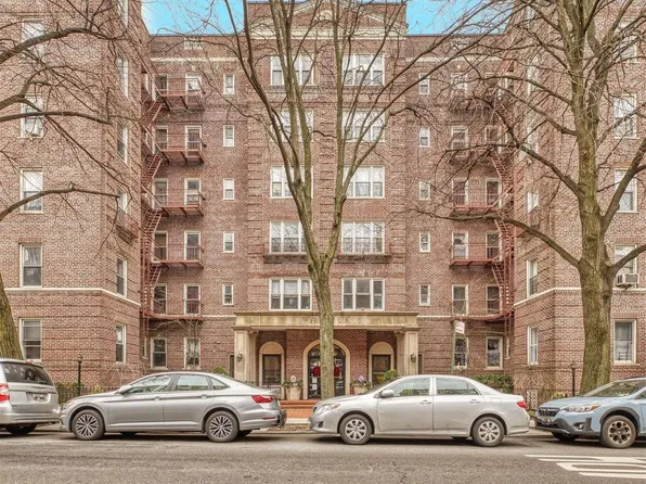 76-12 35th Avenue #2F, Jackson Heights, NY 11372