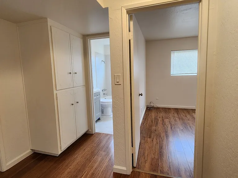 3809 Maybelle Avenue — Photo 11