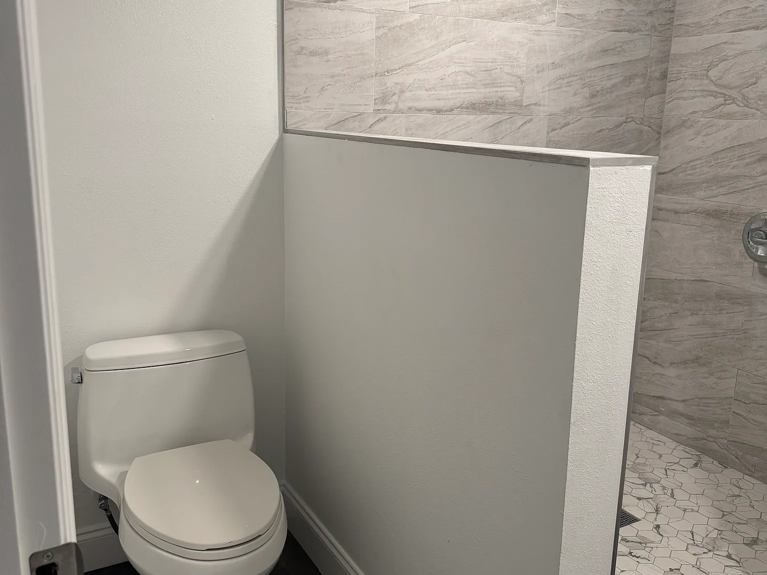 Studio, 255 sqft, $1,200 — Photo 3