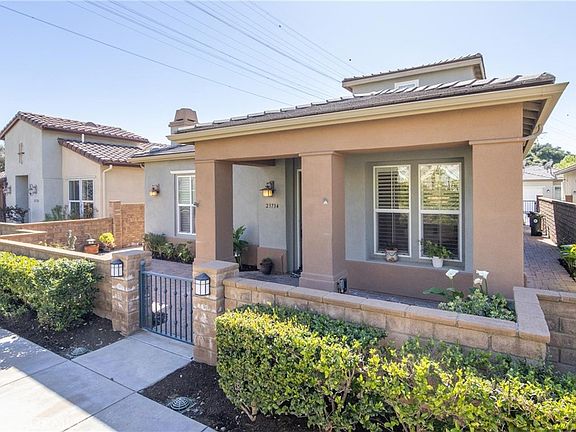 4th image of 23734 Mahogany Ct