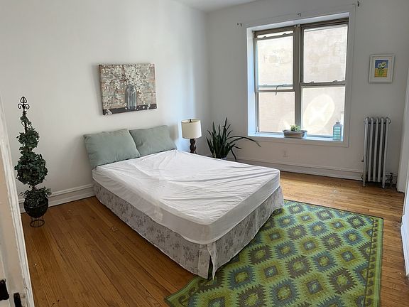 5th image of 2021 N Humboldt Blvd APT 2e