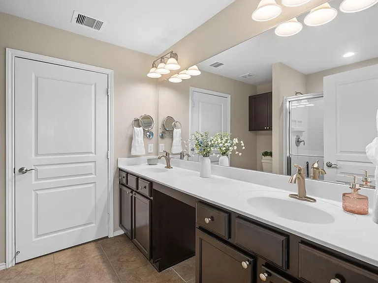 2811 Cone Flower Dr — Photo 27