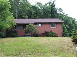 972 Braun Rd, Belpre, OH 45714