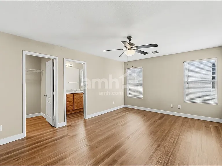 29 Belden Ave — Photo 9