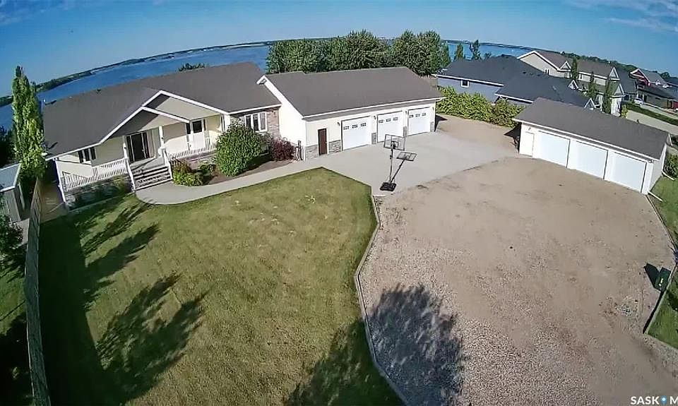 1st image of 26 Pape DRIVE