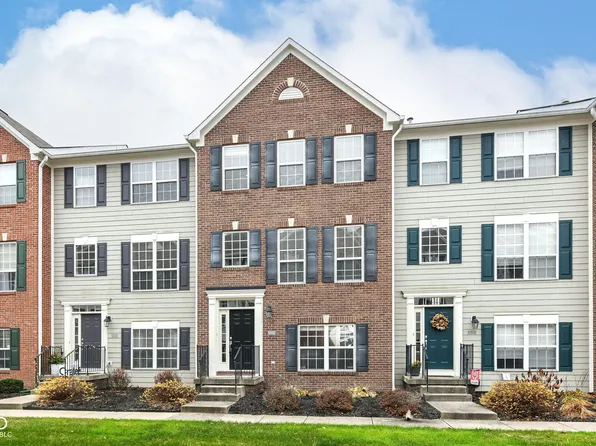 9080 Teaneck Dr, Fishers, IN 46038