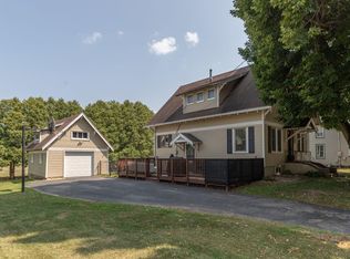 317 1st Ave SE, Hayfield, MN 55940