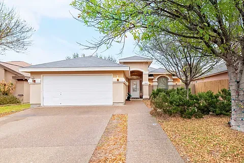 2083 Quito Loop — Photo 15