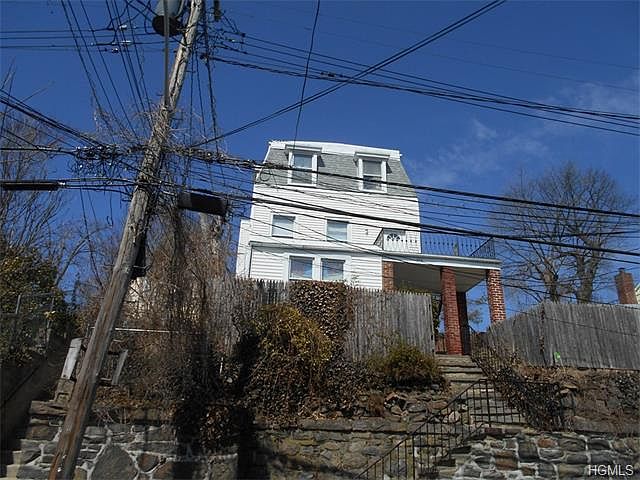 1st image of 227 Sommerville Pl