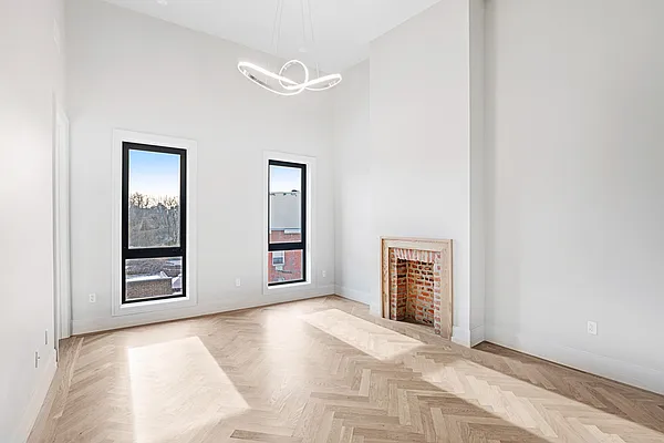 Rented by Compass | media 12