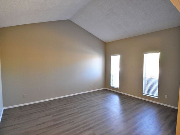 5th image of 9826 N 49th Ave