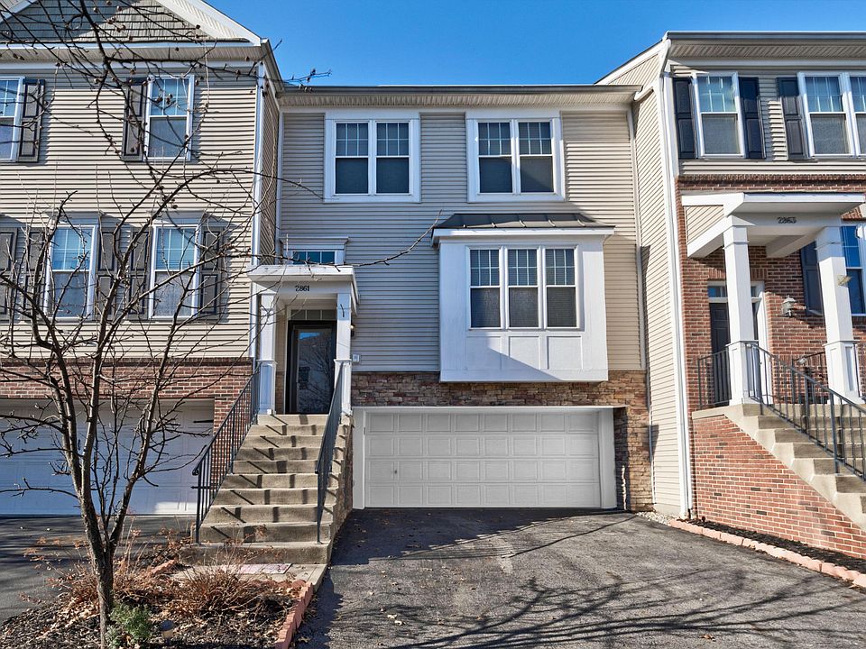 1st image of 2861 Acarie Dr