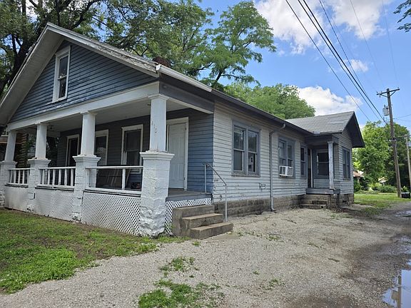 3rd image of 410 W 10th Ave #412