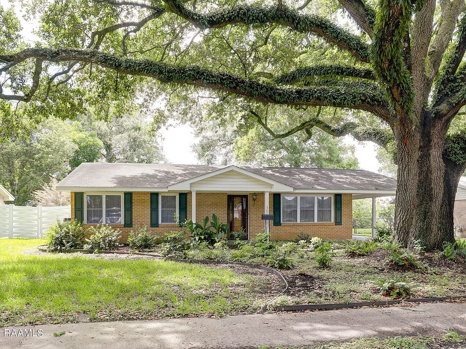 1st image of 307 Orange Grove Dr