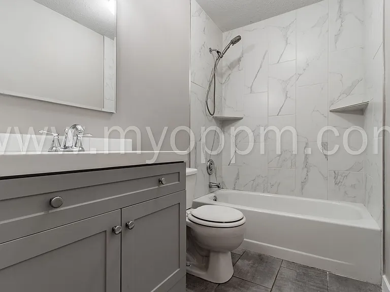 13616 Emiline Cir — Photo 11