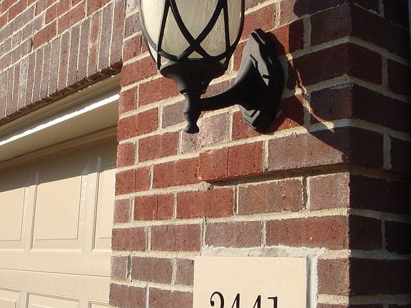 Upgraded brick work & lighting finishes