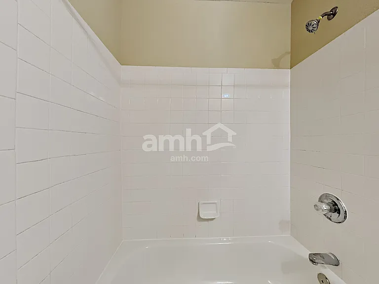 1638 S Buckley Way — Photo 9
