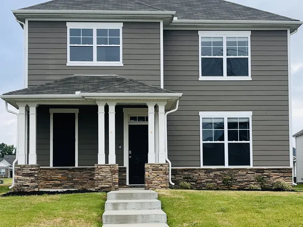 1510 Ashgrove Pl, Lebanon, TN 37087